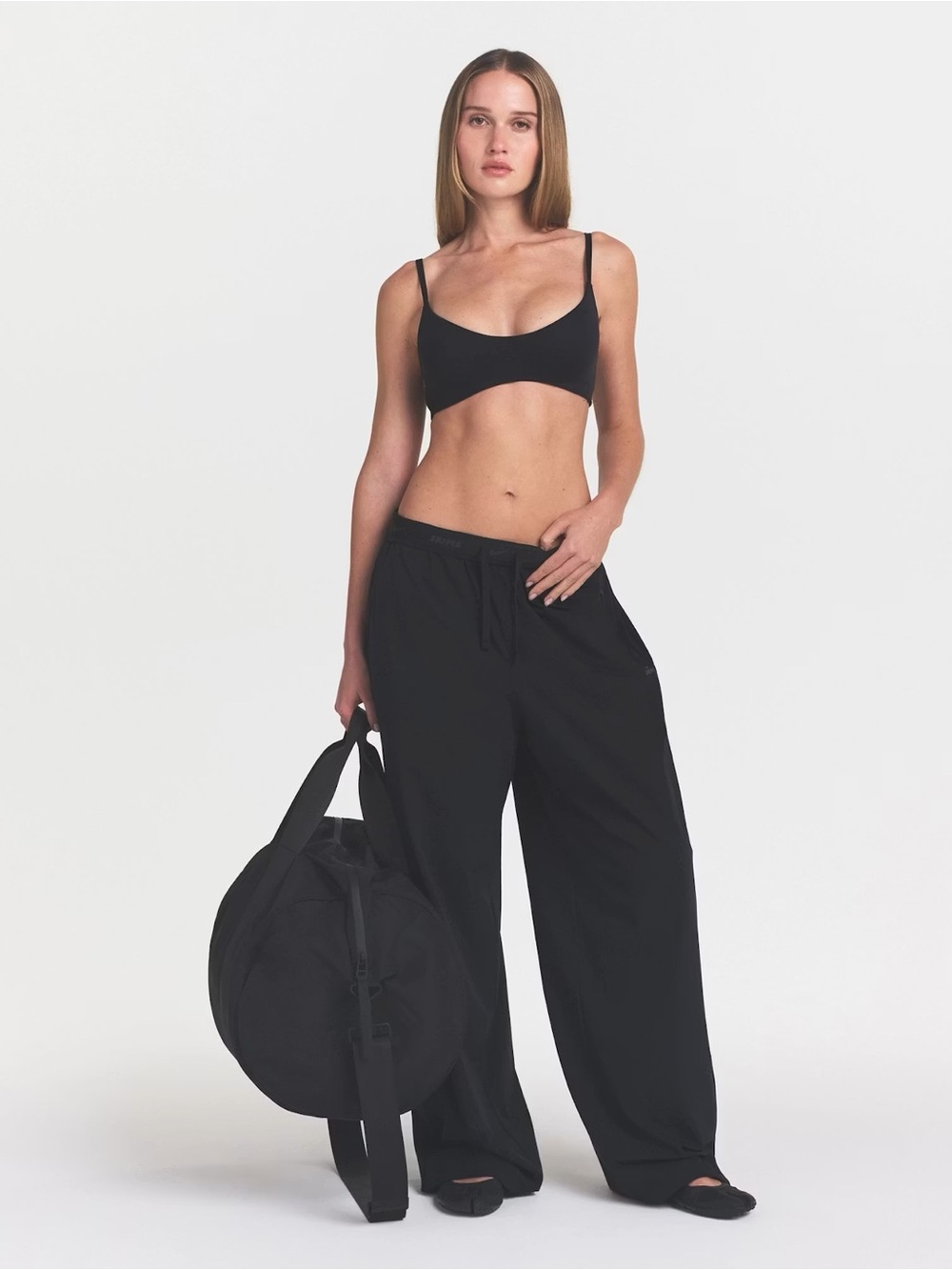 Nike Skims NWT Matte Micro Scoop Bra in Obsidian